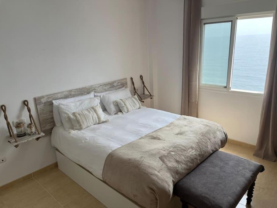 Apartamento A Pie De Playa Con Vistas Al Mar. Sorvilan ภายนอก รูปภาพ
